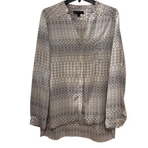 Banana Republic Womens Button Up Blouse XL Black White Geometric Hexagonal Print